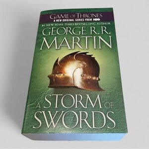 A Storm of Swords by George RR Martin (Paperback)